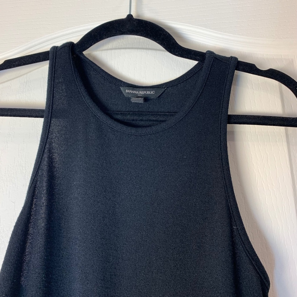 Banana Republic Black Long Relaxed Tank Top Size S Minimal Chic Essential